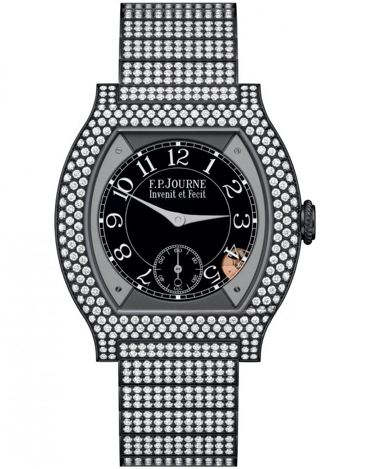 élégante 40 mm titalyt® with 12 rows of diamonds and set bracelet